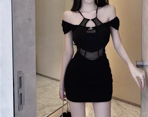 法式小黑裙子2022夏季新款设计感小众气质...