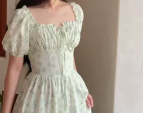 连衣裙长裙下蛋喵2022年夏季方领泡泡袖清...