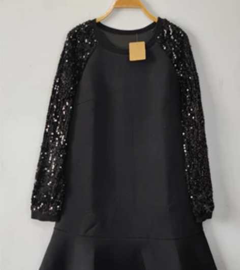 全新黑色亮片重工荷叶边鱼尾连衣裙,适合11...