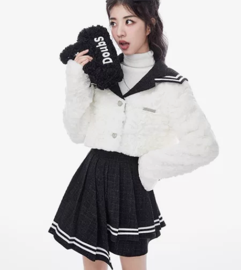 TB in Love(坠入爱河)学院风兔毛...