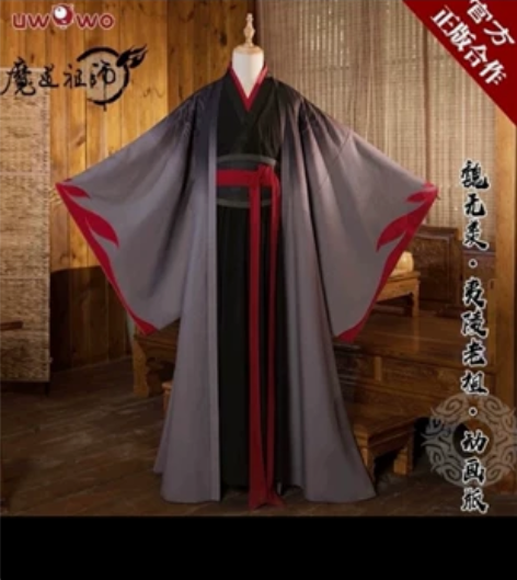 悠窝窝家的成年羡,吊牌应该还能找到,盒子不...