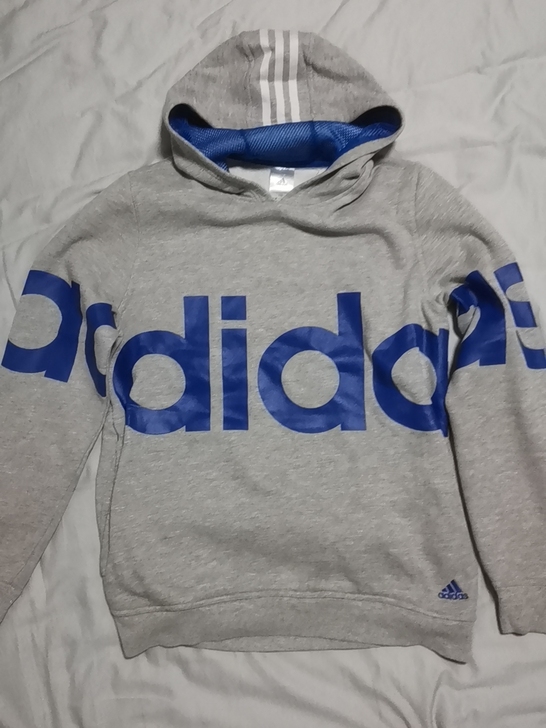 adidas阿迪达斯，175码，卫衣，带帽...