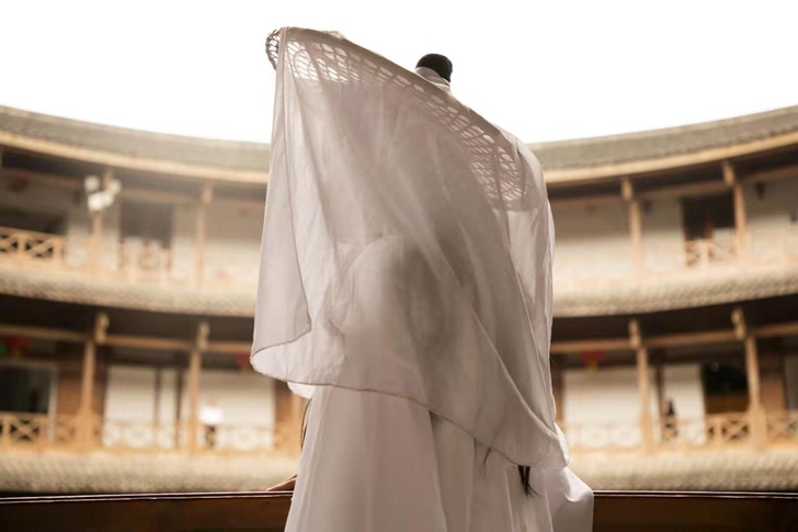 谢怜COS服，穿过两次，100出，有斗笠衣...