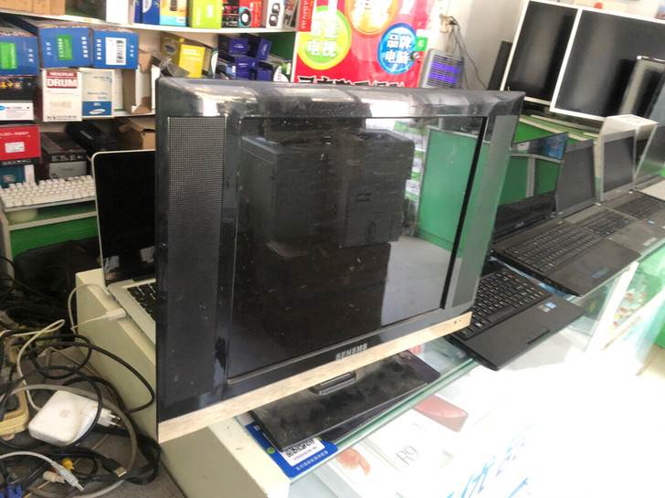 西门子小屏幕电视机一台