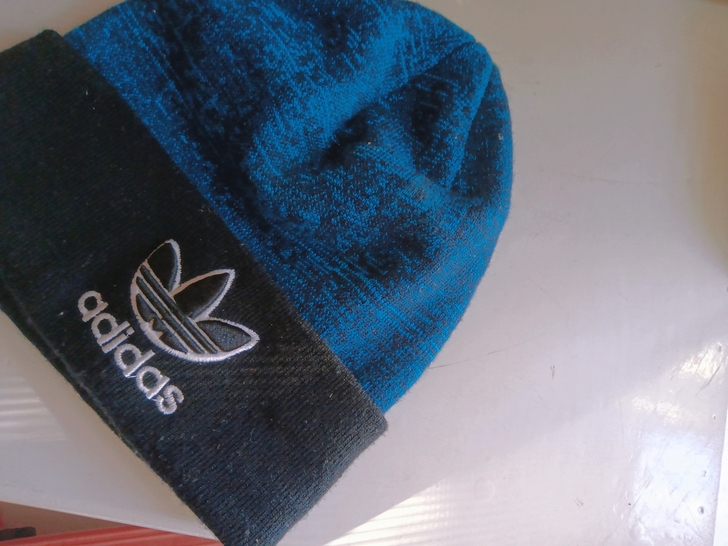 adidas帽子 很爱惜着戴的 入手不就 ...