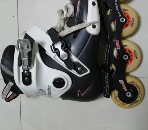 WEIQIU溜冰鞋成人新手初学轮滑鞋旱冰鞋...