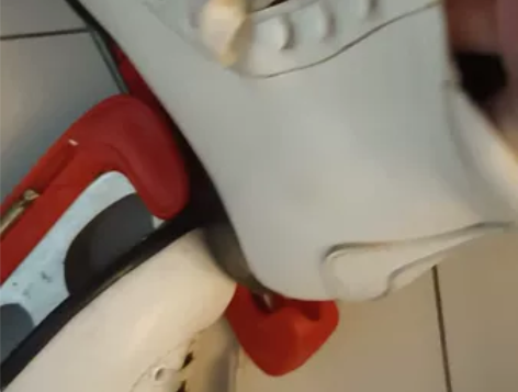 黑龙正品儿童花样滑冰刀鞋，32码，这个牌子...