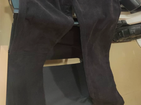 男士休闲裤，黑色磨毛加厚加薄绒，30码，面...