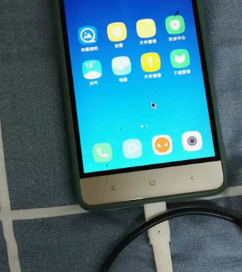 红米4 高配版 屏幕坏有裂纹 触摸无效 其...