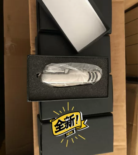 全新多功能军刀38元，包邮 感兴趣的话点“...