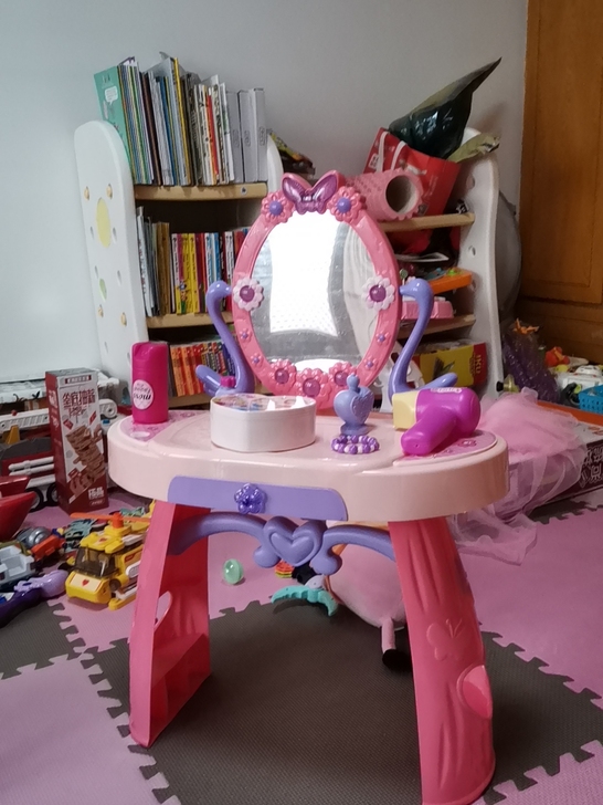 勾勾手 玩具 儿童过家家公主梳妆台 女孩宝...
