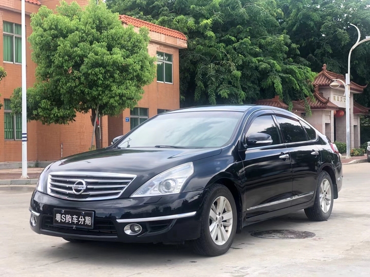 新到车源:2011年日产天籁2.5V豪华顶...