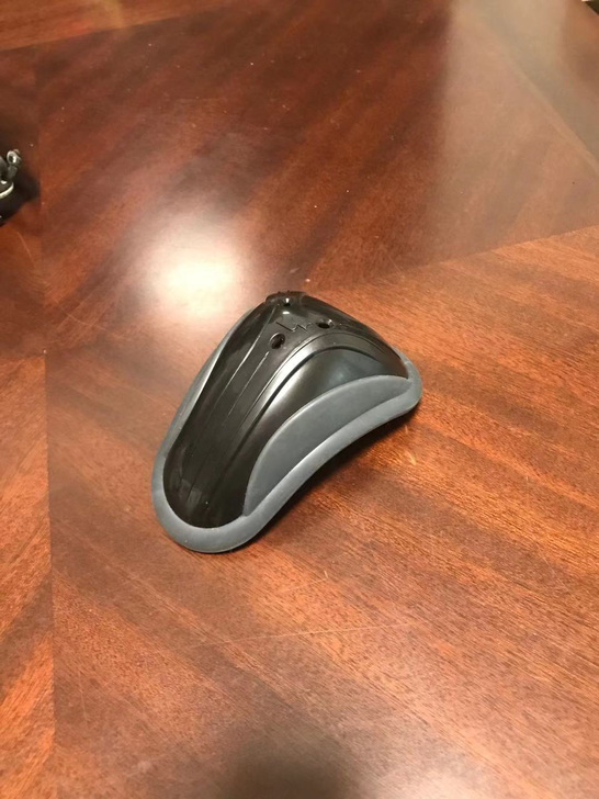 购于日本的运动用品店，日本著名棒球品牌SS...