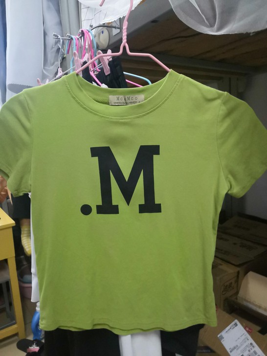 短袖八九成新 短款显白