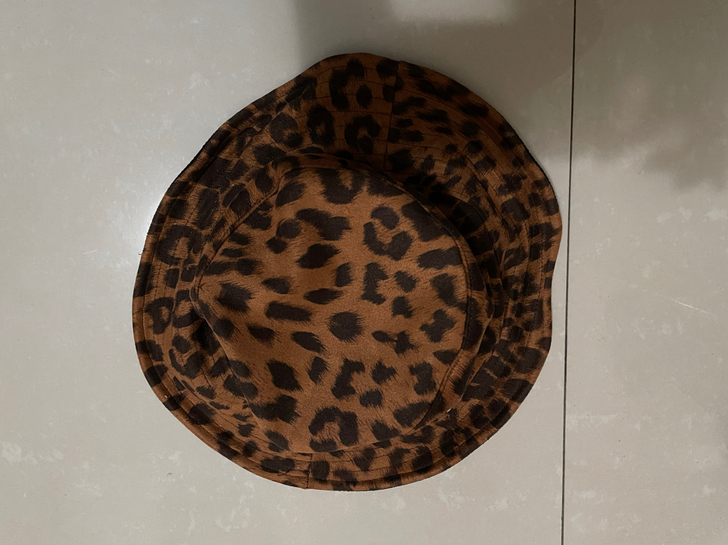 秋冬季两面戴豹纹黑色渔夫帽