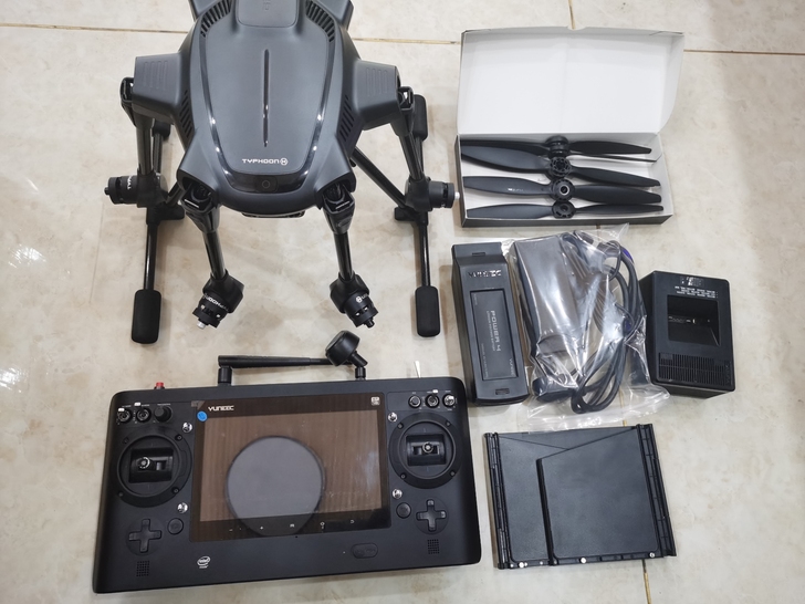 yuneec昊翔台风h480无人机单机裸机...