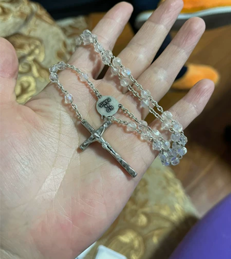 巴黎圣母院十字架项链 购于巴黎，全新闲置品...