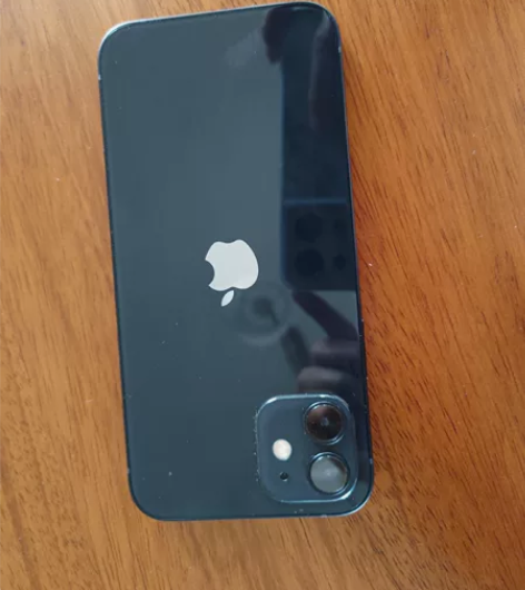 苹果12 128 无磕碰无划痕全套。充电1...