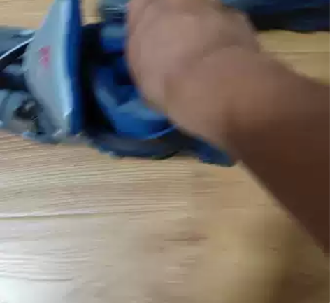 闲置单排轮滑鞋转卖 给老弟买的单排轮滑鞋，...