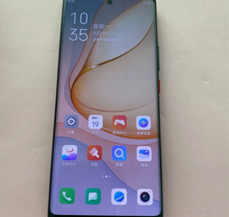 nubia/努比亚比亚Z40pro，8+1...