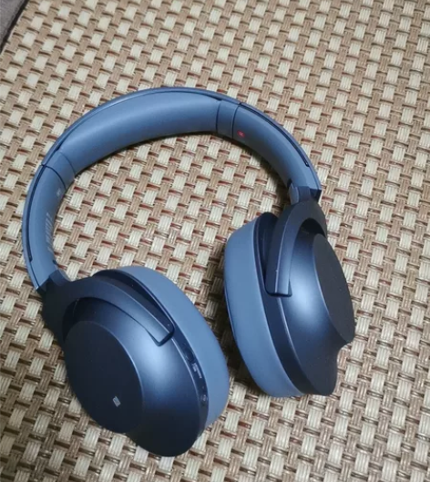 Sony/索尼 WH-H910N 头戴式无...