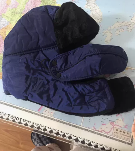 冬季保暖雷锋帽男青年加厚防寒东北棉帽户外骑...