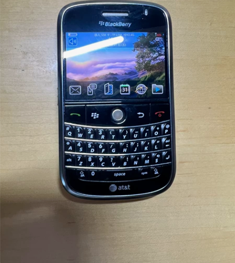 自用黑莓9000，美版，情怀机，95新以上...