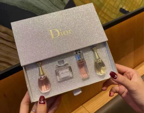 专柜版迪奥香槟银香水小样四件套 【正品迪奥...