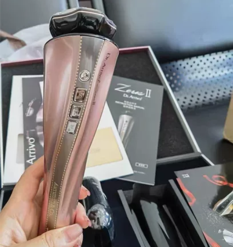 闲置全新宙斯二代美容仪 因做代购手上囤有一...