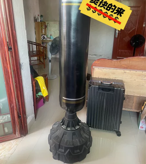 小孩成人拳击沙袋，几乎全新，买来孩子没怎么...