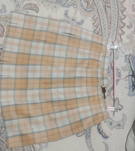 JK群  送衣架  送领结  全新 没洗过...