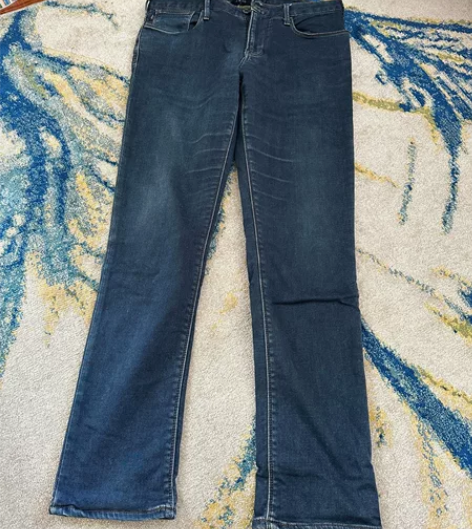 阿玛尼修身弹力面料牛仔、腰围84、长度95...