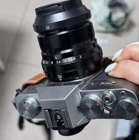 自己买来配的镜头，不是我想要的镜头，想换一...