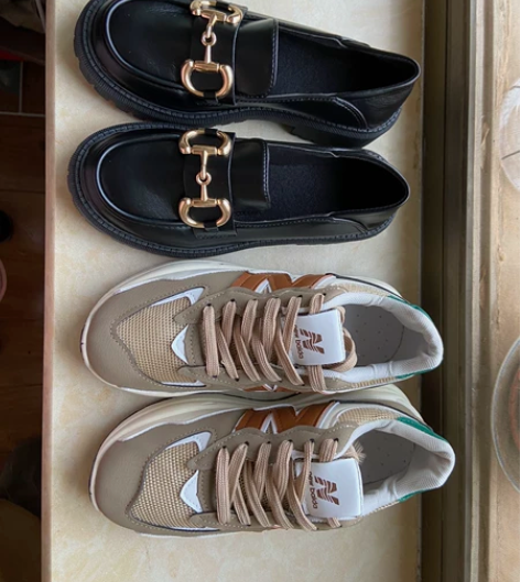 全新35码运动鞋，男女都可以穿，不知品牌，...