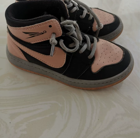 冬季二棉运动鞋，29码，35包邮 感兴趣的...