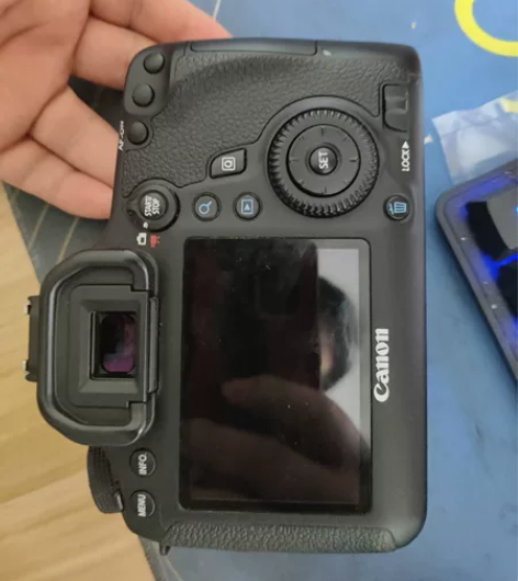 慢出佳能eos6d,之前心血来潮咸鱼分别买...