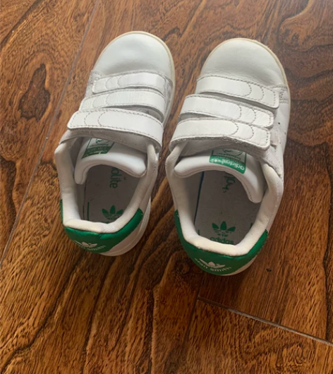 阿迪三叶草板鞋，27码，内长16，江浙沪皖...