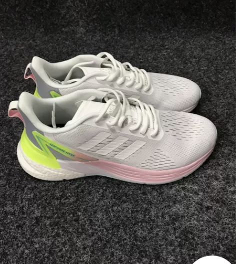 阿迪爆米花软底运动跑步鞋 基本全新，鞋子没...