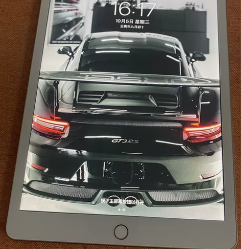 低价出售 苹果 iPad 2019 10....