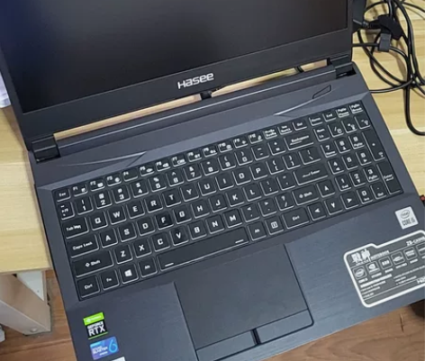 i5 10200H， 3060神舟游戏本 ...