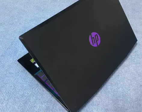 I7-8750H惠普光影精灵4笔记本电脑吃...