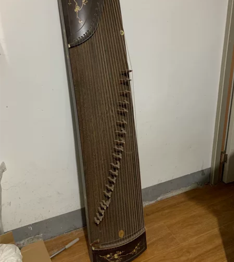 古筝（琴韵牌），带支架（全新未拆） 之前开...