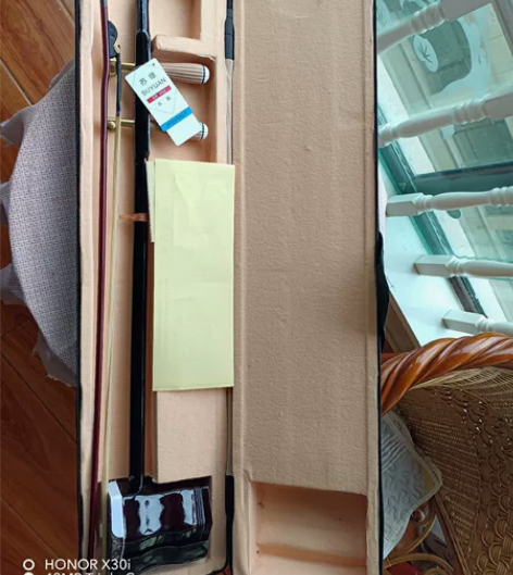 苏缘二胡，全新，买来想学，觉着学不会，现便...