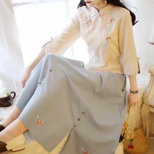 算汉元素吧（）学校表演穿过一次，买来100...