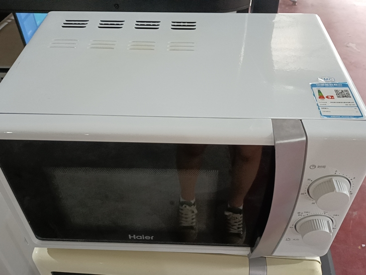 出售海尔微波炉，功能正常使用，可试机，有需...
