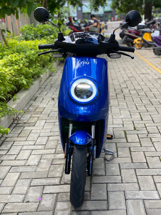 小牛MQi2蓝色都市版新国标电动车