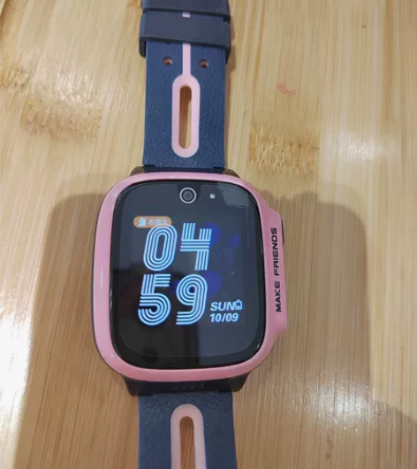 小天才电话手表z1s 视频通话，打电话，定...