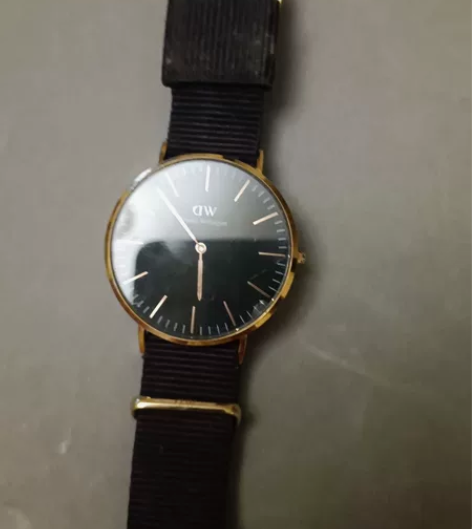 DW手表 二手闲置 低价出  200不包邮...