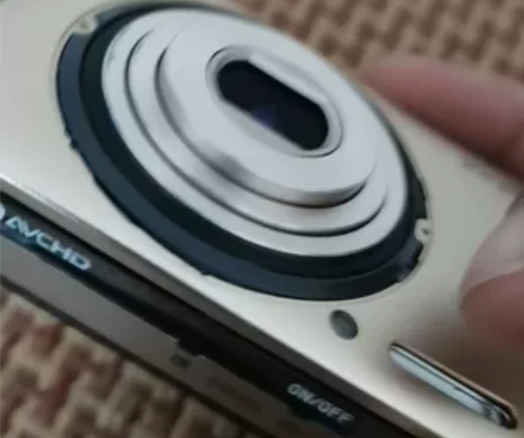 索尼wx30，可以正常拍照，拍照清楚。触摸...