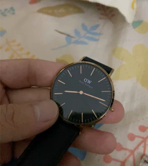 专柜买的DW手表1399太多，闲置 走时准...